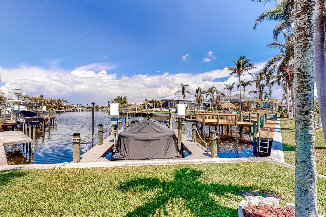 Life At The Canal Cape Coral Bagian luar foto